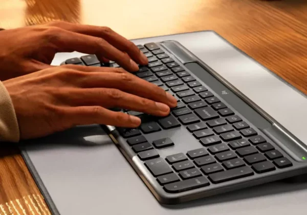 Logitech K980 Signature Slim Solar+ keyboard can run on indoor light &ndash; no sun required – In…