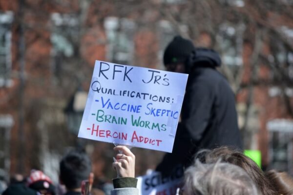 美民調顯示多數選民不滿肯尼迪出任衛生部長的施政表現