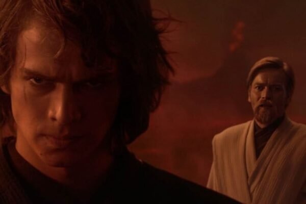 以希臘悲劇框架重寫天行者的墜落：西斯大帝國小說化的經典之作