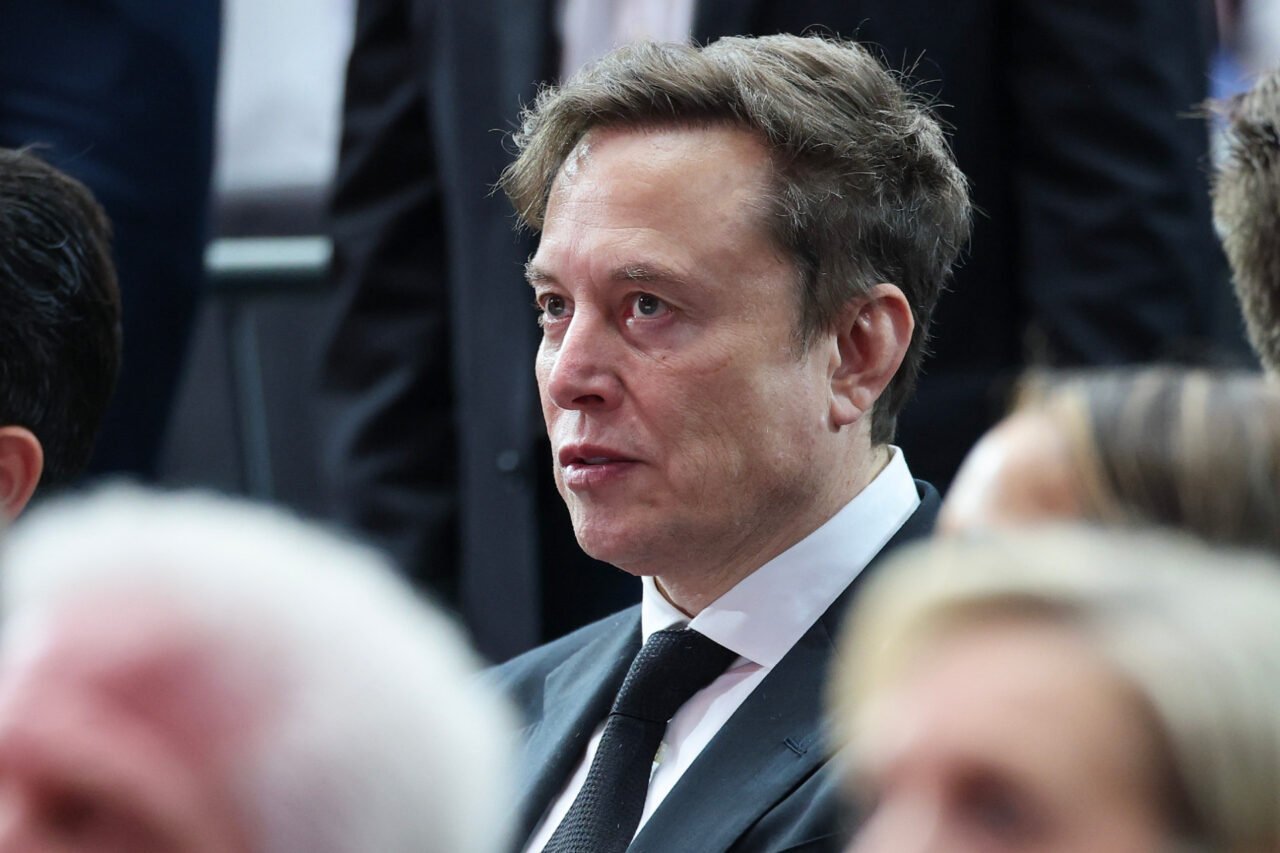 開放但失控？馬斯克版「維基替代品」的技術亮點與治理隱憂