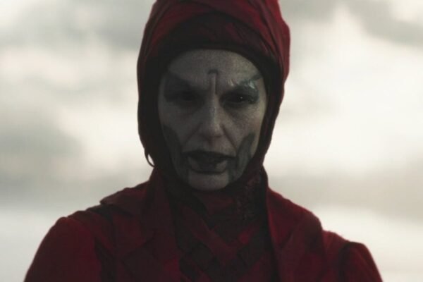 克勞蒂亞·布萊克因薪資爭議退出《阿索卡》第二季