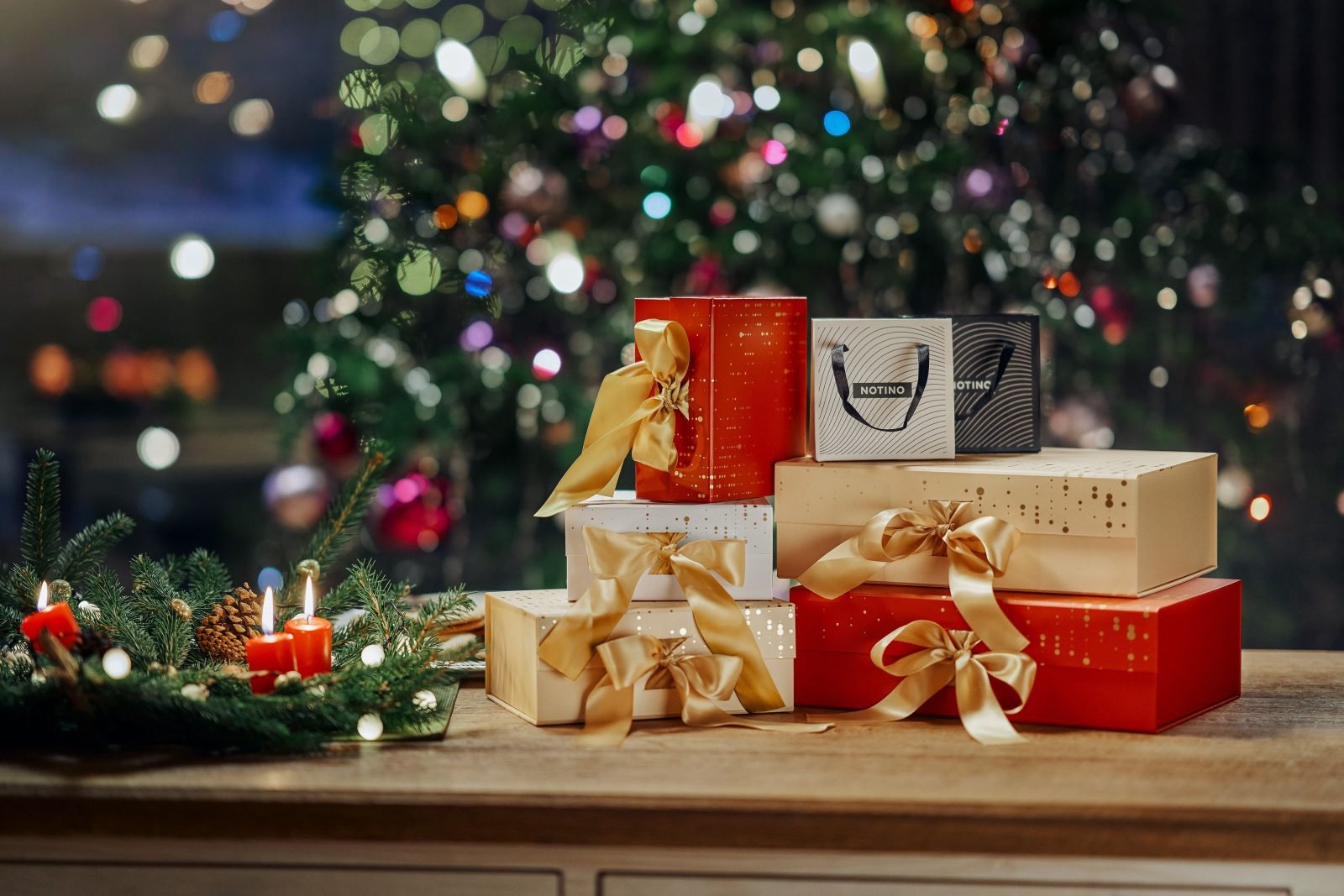 How to Bag the Perfect Christmas Gift Without Breaking the Bank