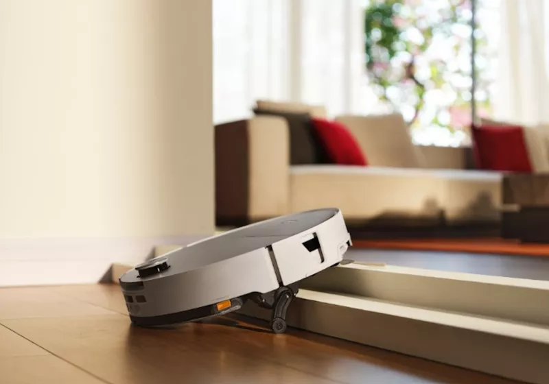 Roborock's Rover Elevates Robot Vacuums: Traversing Stairs with Amphibian-Like Precision