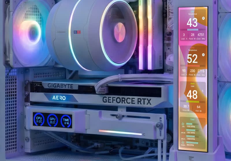 Even GPU Anti-Sag Brackets Now Include LCD Screens