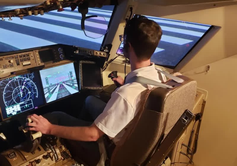 NASA Eyes CapFrameX PC Benchmarking Tool to Evaluate Flight Simulator Cockpit Systems