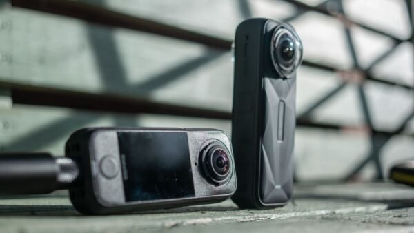 Insta360 執行長曝光預告照帶來兩款新相機的可能走向與解讀