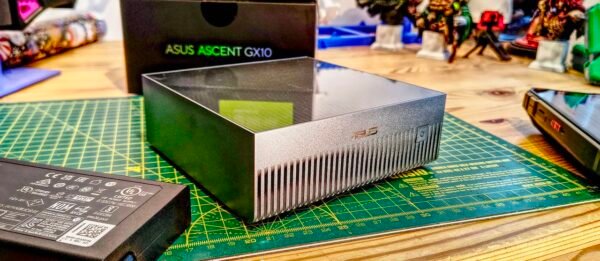 華碩 Ascent GX10：面向 AI 開發的實作極限探索