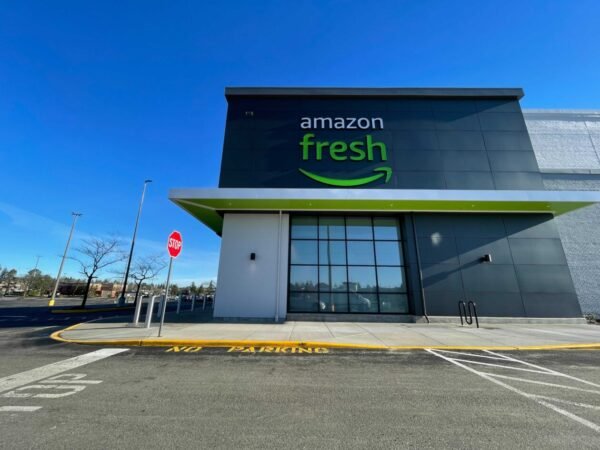 Amazon to Close Amazon Fresh and Amazon Go Stores, Eliminating About 400 Jobs in Washington State