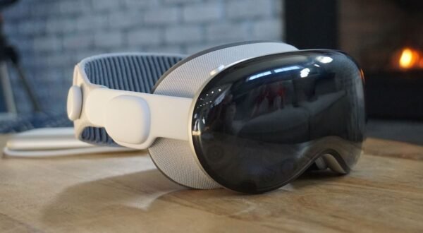 眼前看似終章來臨：Apple Vision Pro 的未來走向與市場挑戰