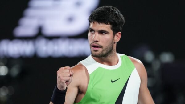 澳洲網球公開賽2026半決賽：阿爾卡拉斯對戰齊耶夫自由直播觀看指南與展望