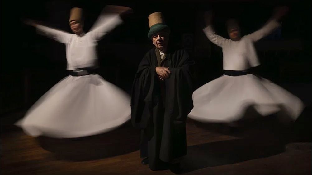 在低光環境中邁向極致技術：旅遊攝影師年度大獎2025得主與館內入選作品全覽