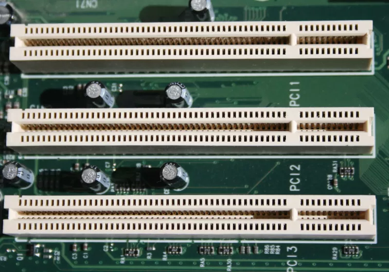 Enthusiast makes NVMe SSD work on a Pentium III system through a PCI slot - In-Depth Review and P...