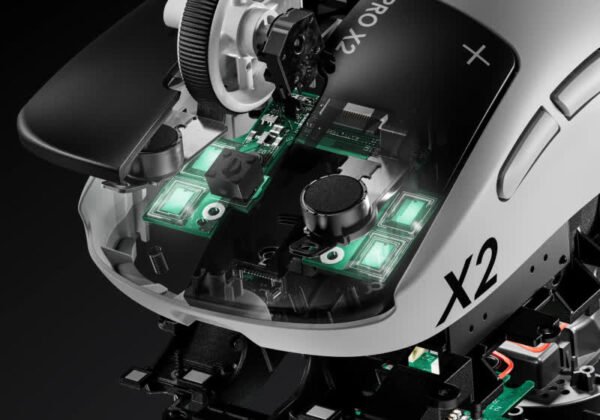 Logitech Pro X2 Superstrike: A Micromovements Between Microswitches and Electromagnetic Sensing