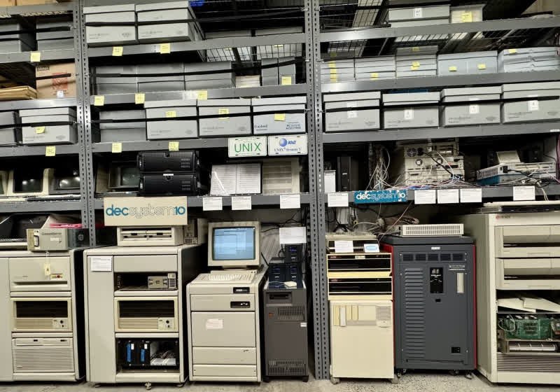 The Interim Computer Museum Launches 28 Classic Systems Online via SDF.org Collaboration