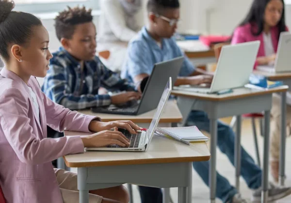 The Laptop Classroom Experiment: From a $30 Billion Rollout to Lessons Learned