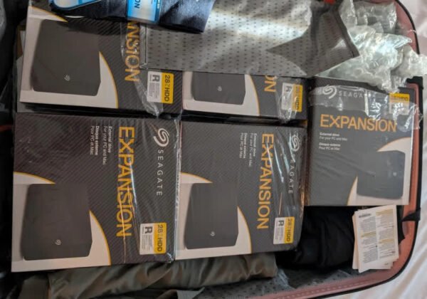 UK Data Hoarder Flies to America to Buy Hard Drives, Saves $2,000