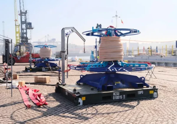 The World’s First Transatlantic Fiber Cable is Being Pulled Off the Ocean Floor