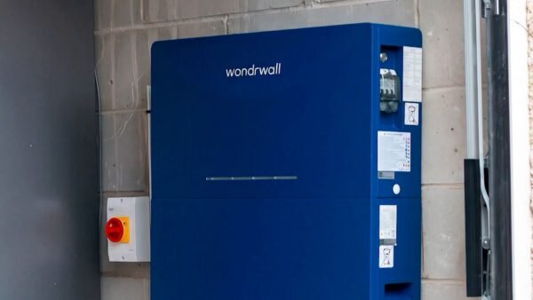 新型家用能源系統在你睡眠時運作，無前置成本即可削減英國電費逾千英鎊