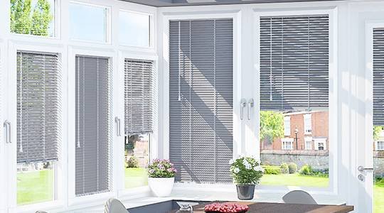 10 Epic Conservatory Décor Trends for 2026