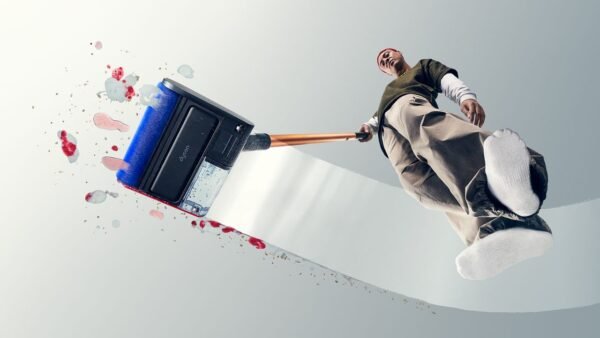 Dyson 推出最小型濕清潔機：仿似手持拖把的動力式濕地板清潔裝置