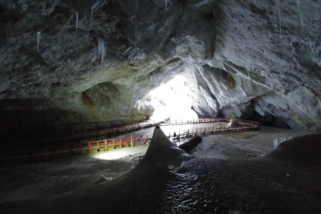 Bacteria Frozen in a 5,000-Year-Old Ice Cave Demonstrates Unprecedented Antibiotic Resistance