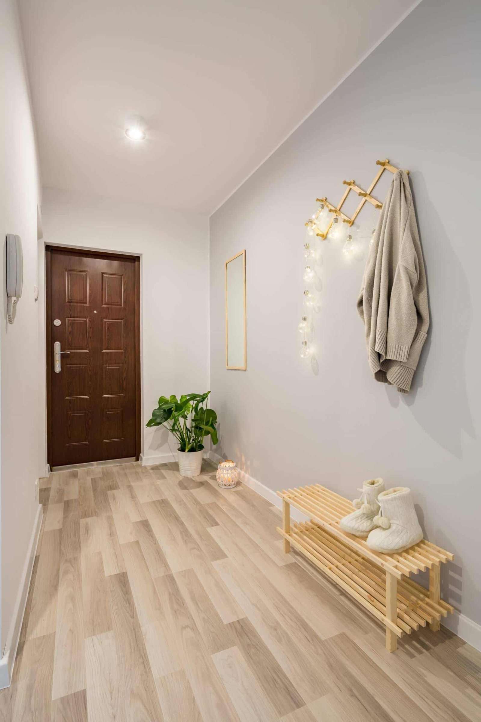 Tiny Hallway Decorating Ideas for Narrow UK Entrances