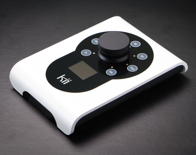 Kii Audio SEVEN 無線書架喇叭推出全新鈦金色外觀與 DSP 更新