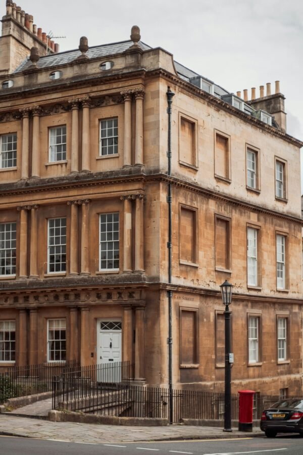 10 Clever Storage Ideas for Small UK Flats: Practical Solutions for Optimising Space