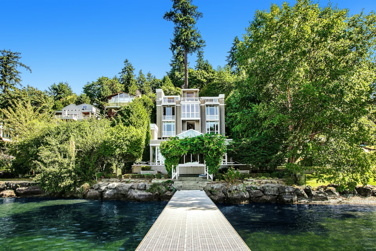 New Hacker House in Seattle Area Brings Startup Founders Together Under One Creative Roof