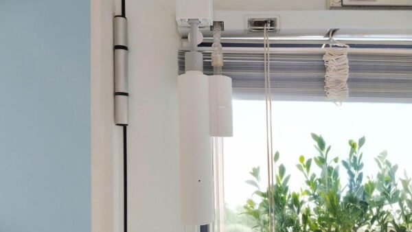 這個小工具讓我成為早起的人：自動開啟臥室百葉窗僅需五分鐘安裝