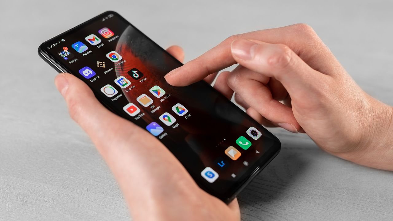 Android 應用普遍硬編碼祕密暴露雲端與支付系統：逾七百三十太字節使用者數據暴風訊息與名單