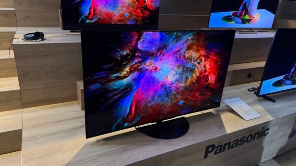 第一款使用 LG 新世代更便宜面板的 OLED 電視初體驗與要點