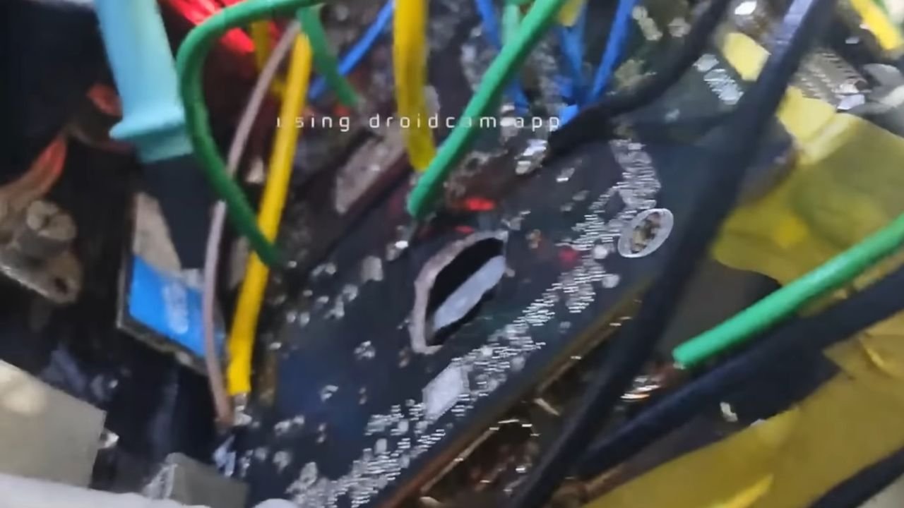 YouTuber 修復受損顯示卡 從此統治八K 顯示卡基準測試的故事