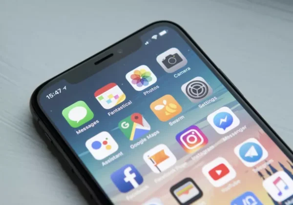 Apple’s iPhone and iPad Become First Consumer Devices to Earn NATO Security Clearance