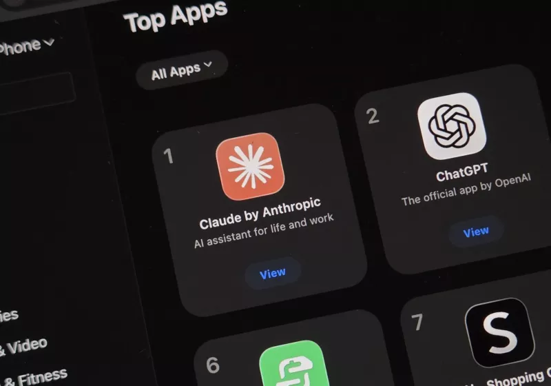 Claude Surges to the Top of iPhone Free Apps: The Pentagon Controversy Driving the Spike