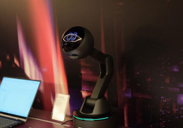 Lenovo’s AI Workmate and AI Work Companion: Desk Robotics and Projection in the Office