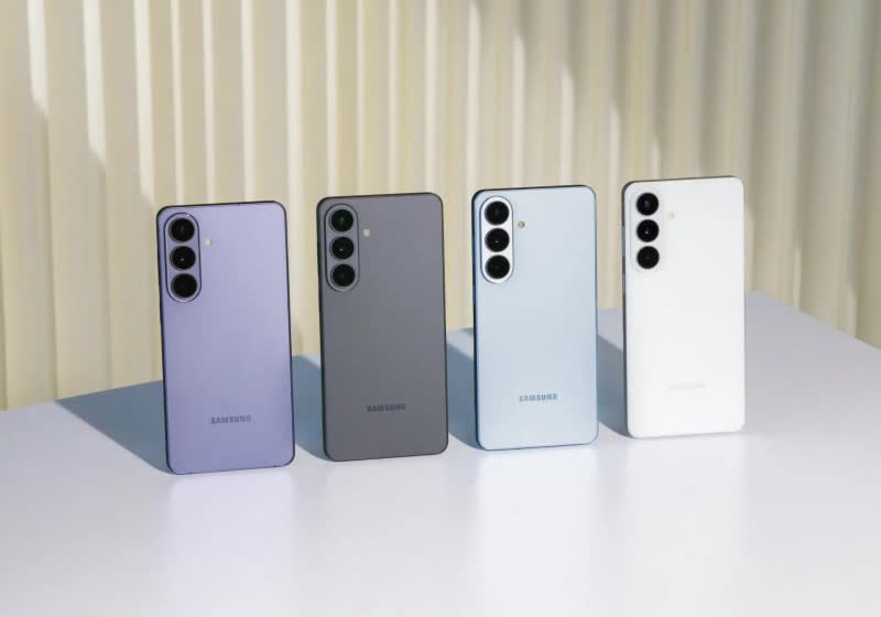 Samsung Walks Back S26 Ultra “10-bit” Claim as Privacy Display Raises Brightness Questions