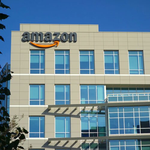 Amazon Experiences Widespread Outages with More Than 20,000 Reported Issues
