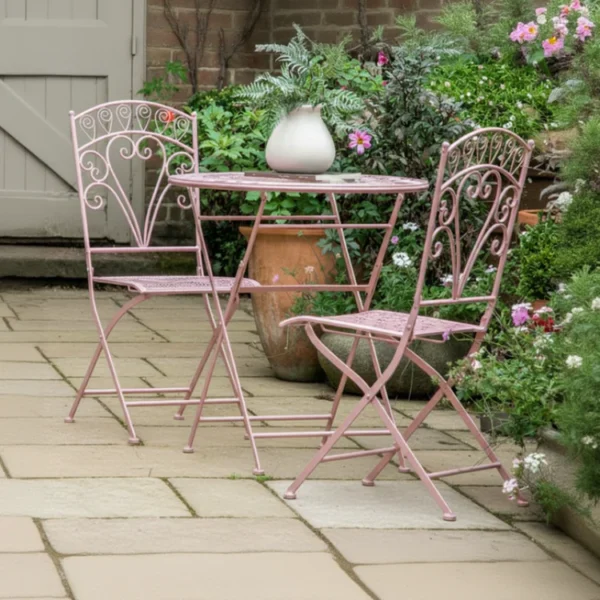 How to Choose a Garden Furniture Set for Your Outdoor Space