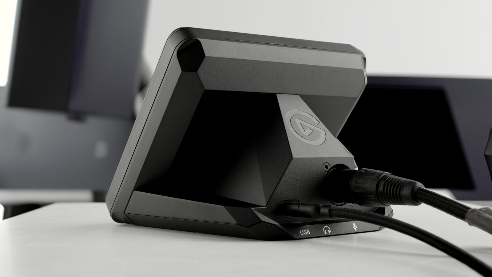 Elgato’s Stream Deck + XL Expands with a Touch Strip and Dials, Boosting an Already Massive Butto…