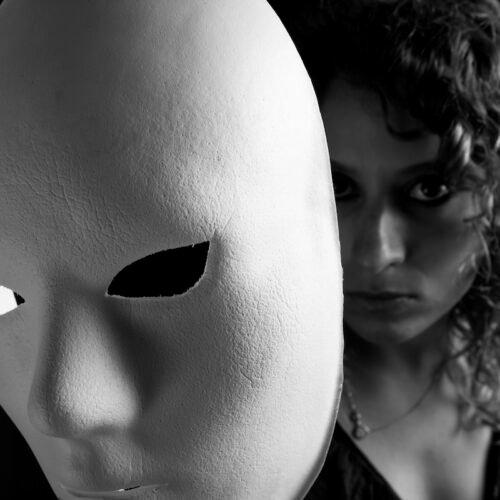 LLMs and Pseudonymous Identities: How Large Language Models Could Unmask Users at Scale with Nota...